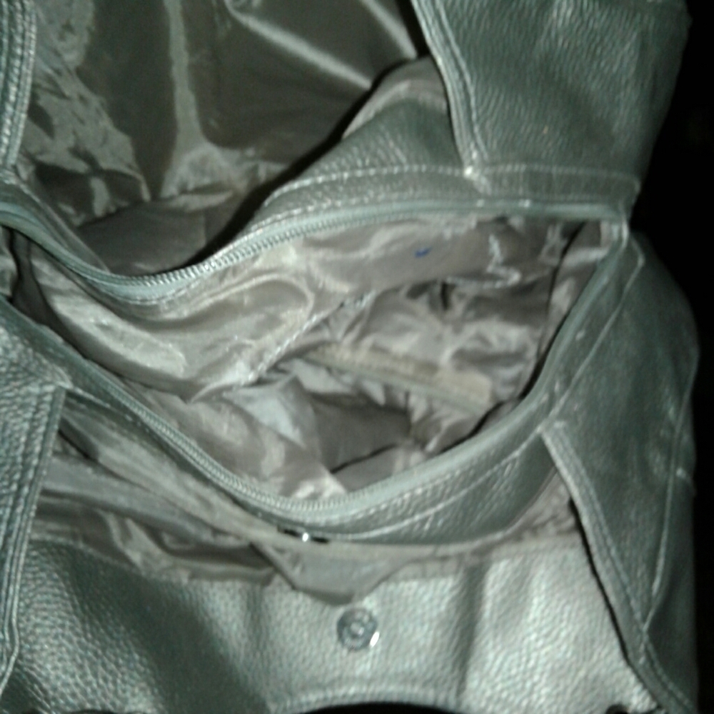 Handbag - Picture 3 of 4